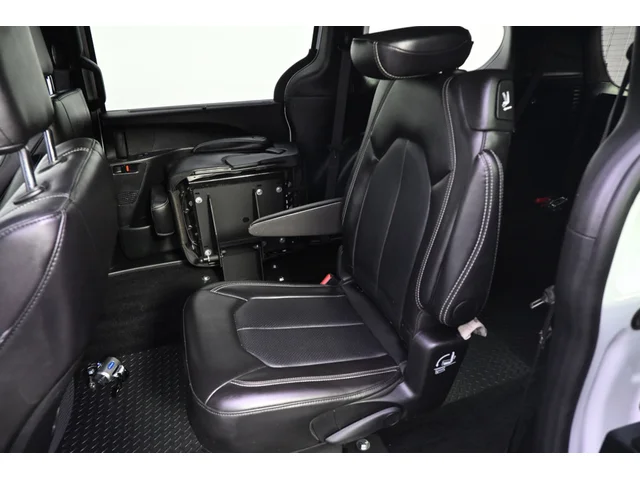 SEMINUEVOS CHRYSLER Pacifica a Estados en autogozo