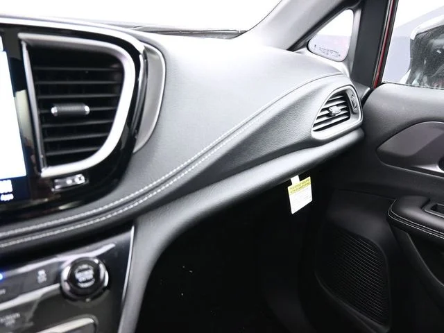 Nuevos CHRYSLER PACIFICA à Estados chez autogozo