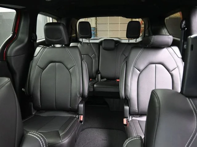 Nuevos CHRYSLER PACIFICA à Estados chez autogozo