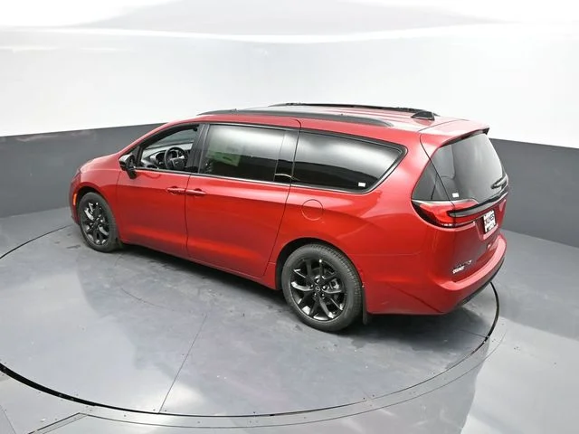 Nuevos CHRYSLER PACIFICA à Estados chez autogozo