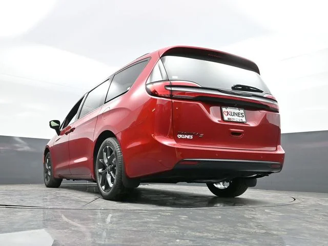 Nuevos CHRYSLER PACIFICA à Estados chez autogozo