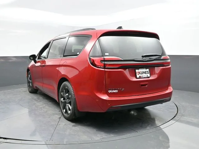 Nuevos CHRYSLER PACIFICA à Estados chez autogozo