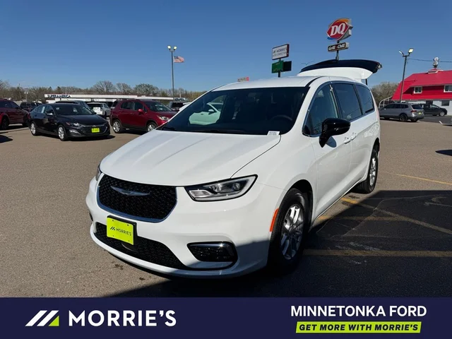 SEMINUEVOS CHRYSLER Pacifica a Estados en autogozo