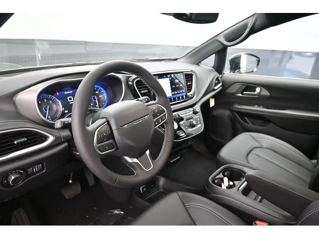 Nuevos CHRYSLER PACIFICA à Estados chez autogozo