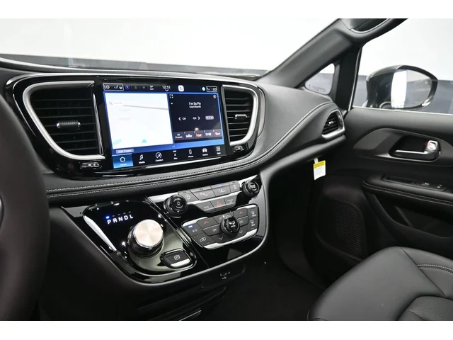 Nuevos CHRYSLER PACIFICA à Estados chez autogozo