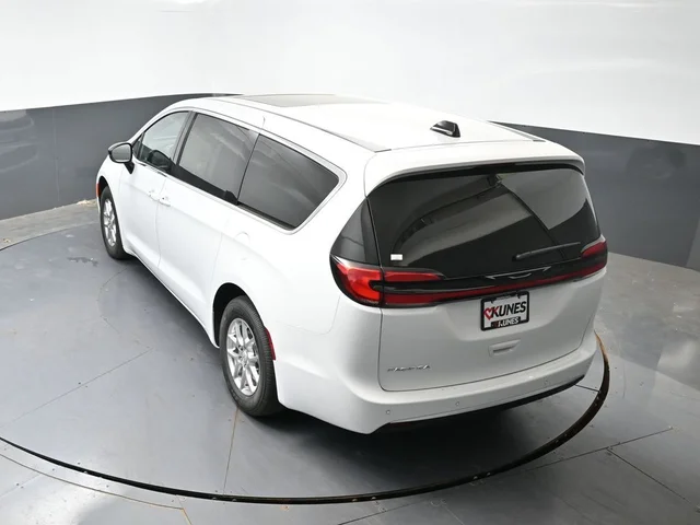 Nuevos CHRYSLER PACIFICA à Estados chez autogozo