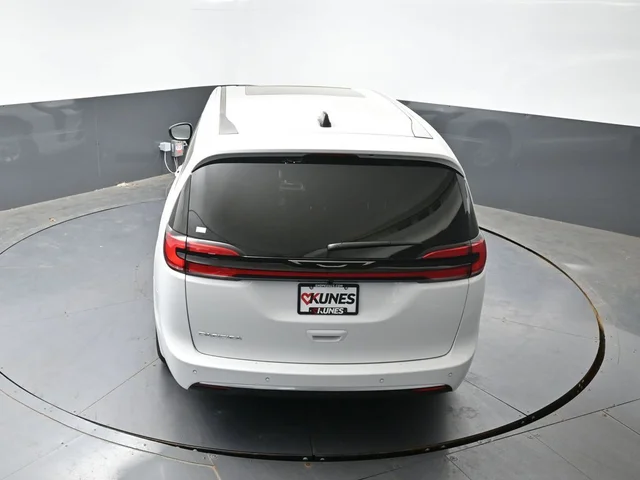 Nuevos CHRYSLER PACIFICA à Estados chez autogozo
