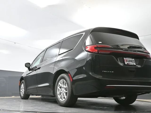 Nuevos CHRYSLER PACIFICA à Estados chez autogozo