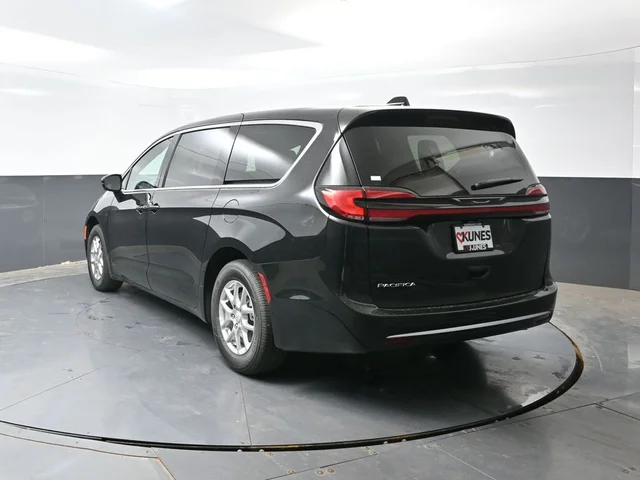 Nuevos CHRYSLER PACIFICA à Estados chez autogozo