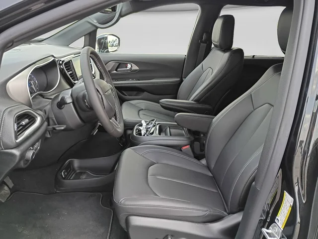 Nuevos CHRYSLER PACIFICA à Estados chez autogozo