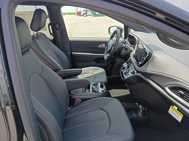 Nuevos CHRYSLER PACIFICA à Estados chez autogozo