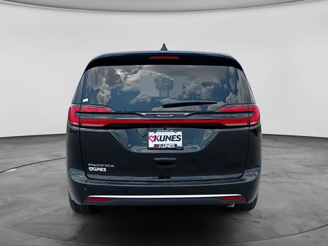 Nuevos CHRYSLER PACIFICA à Estados chez autogozo