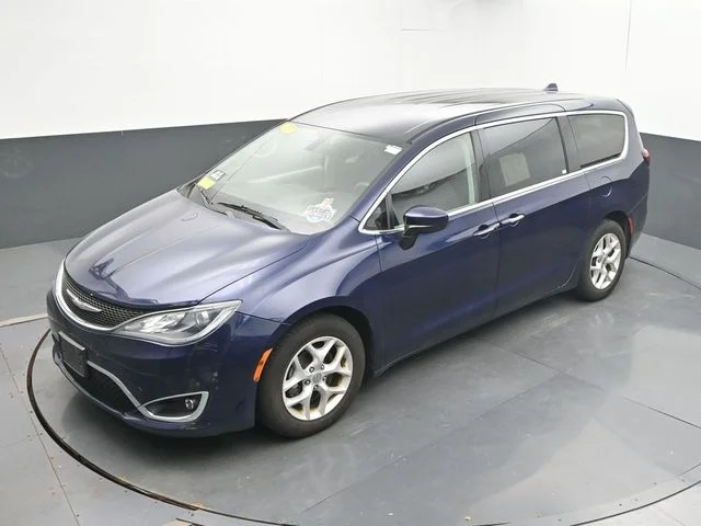 SEMINUEVOS CHRYSLER Pacifica a Estados en autogozo