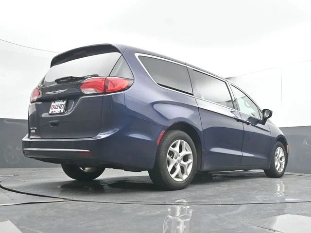 SEMINUEVOS CHRYSLER Pacifica a Estados en autogozo