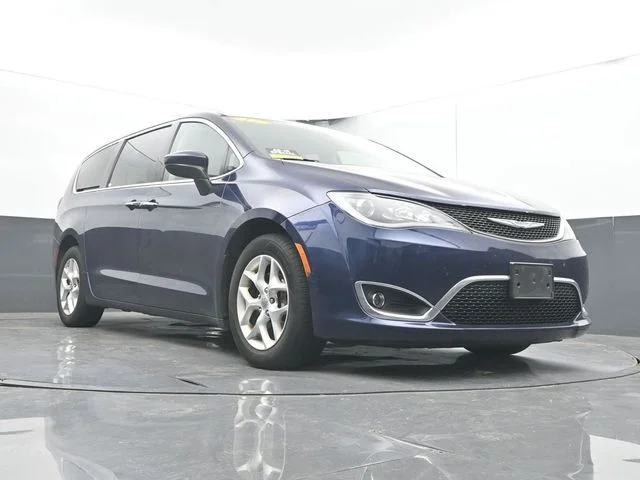 SEMINUEVOS CHRYSLER Pacifica a Estados en autogozo