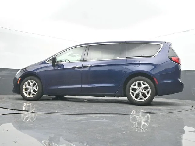SEMINUEVOS CHRYSLER Pacifica a Estados en autogozo