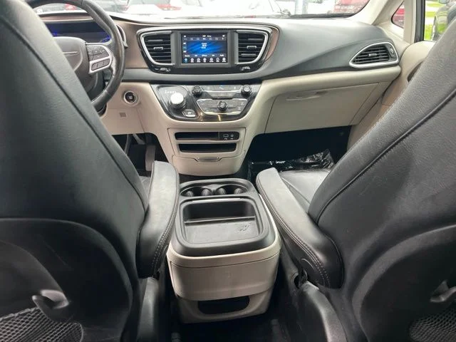 SEMINUEVOS CHRYSLER Pacifica a Estados en autogozo