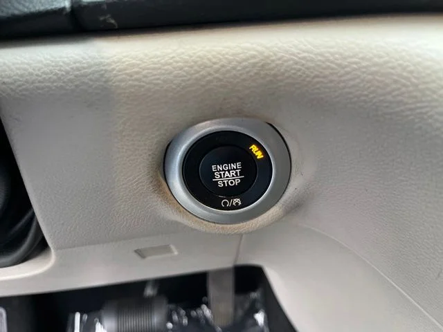SEMINUEVOS CHRYSLER Pacifica a Estados en autogozo