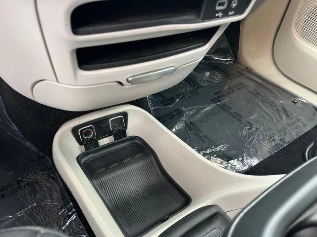 SEMINUEVOS CHRYSLER Pacifica a Estados en autogozo