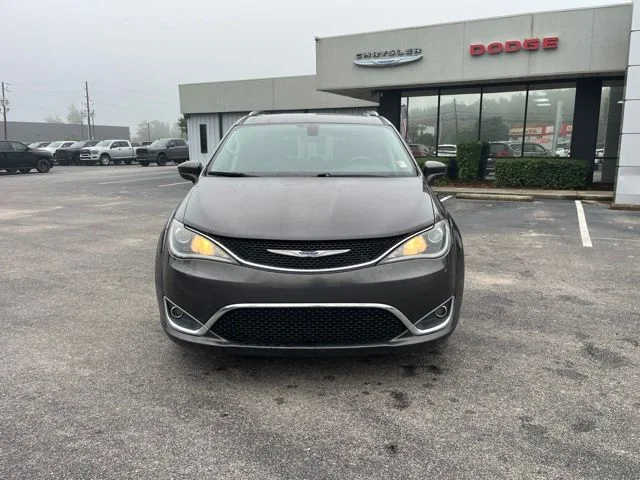 SEMINUEVOS CHRYSLER Pacifica a Estados en autogozo