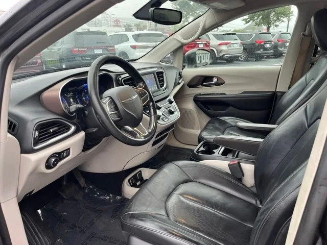 SEMINUEVOS CHRYSLER Pacifica a Estados en autogozo