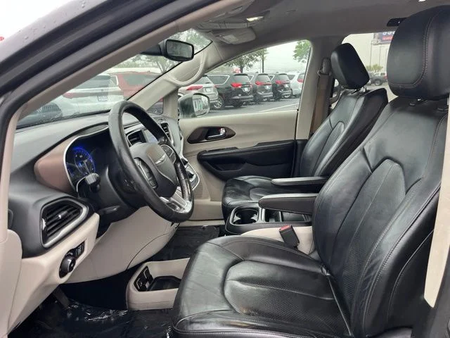 SEMINUEVOS CHRYSLER Pacifica a Estados en autogozo