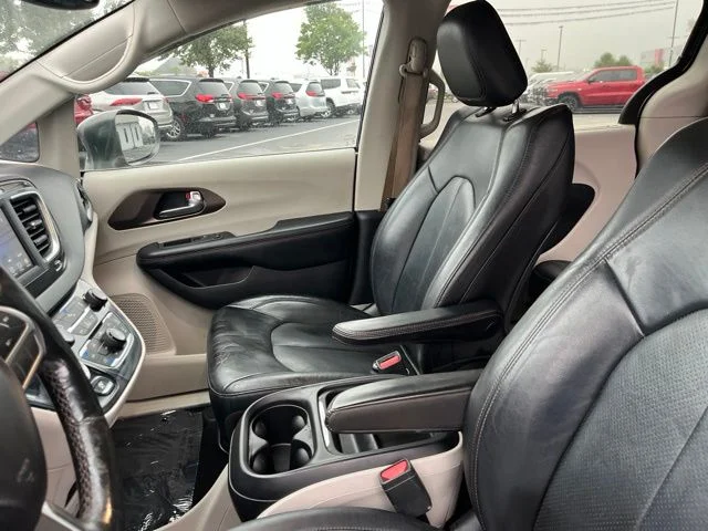 SEMINUEVOS CHRYSLER Pacifica a Estados en autogozo