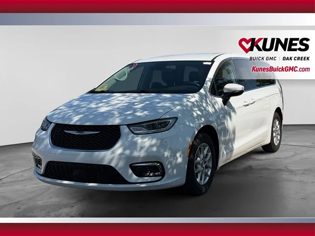 SEMINUEVOS CHRYSLER Pacifica a Estados en autogozo