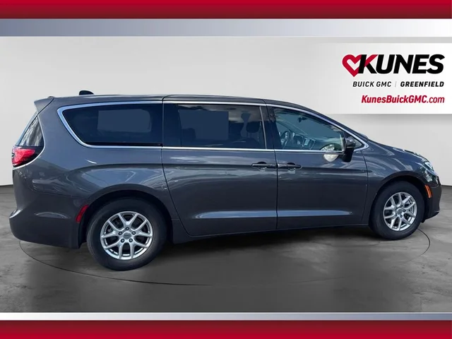 SEMINUEVOS CHRYSLER Pacifica a Estados en autogozo