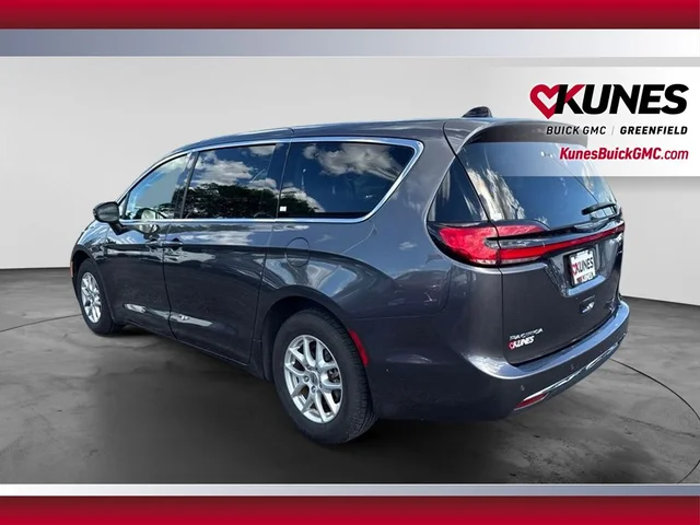 SEMINUEVOS CHRYSLER Pacifica a Estados en autogozo