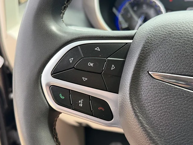 SEMINUEVOS CHRYSLER Pacifica a Estados en autogozo