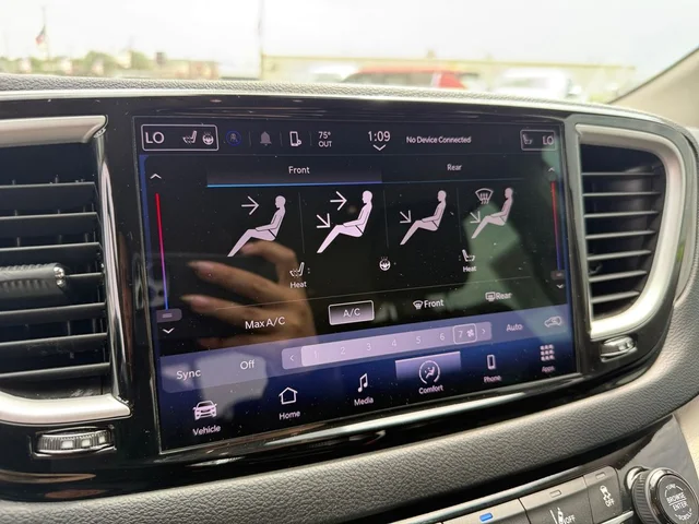 SEMINUEVOS CHRYSLER Pacifica a Estados en autogozo