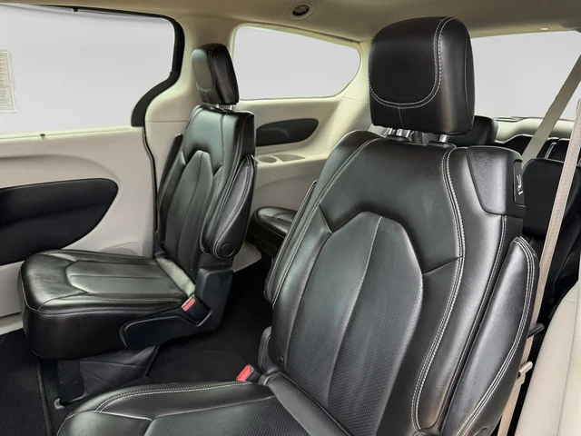 SEMINUEVOS CHRYSLER Pacifica a Estados en autogozo