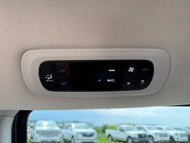SEMINUEVOS CHRYSLER Pacifica a Estados en autogozo