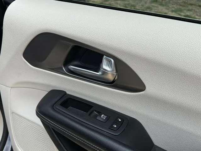 SEMINUEVOS CHRYSLER Pacifica a Estados en autogozo