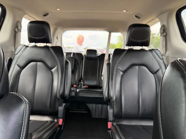 SEMINUEVOS CHRYSLER Pacifica a Estados en autogozo