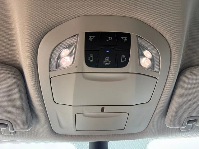 SEMINUEVOS CHRYSLER Pacifica a Estados en autogozo