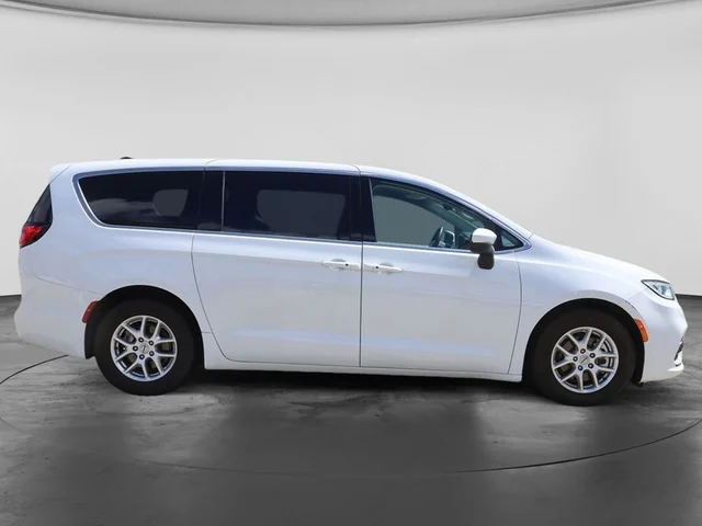 SEMINUEVOS CHRYSLER Pacifica a Estados en autogozo
