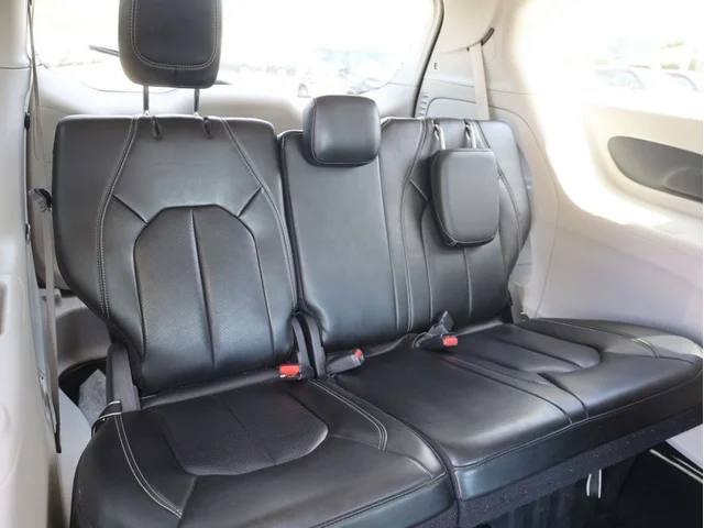 SEMINUEVOS CHRYSLER Pacifica a Estados en autogozo