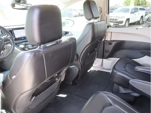 SEMINUEVOS CHRYSLER Pacifica a Estados en autogozo
