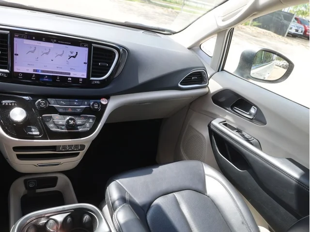 SEMINUEVOS CHRYSLER Pacifica a Estados en autogozo