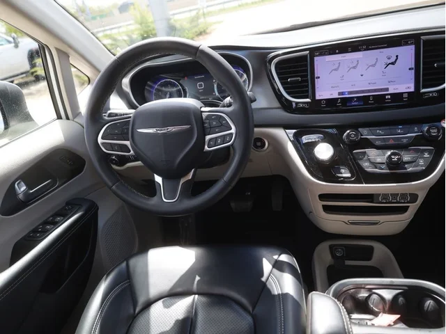 SEMINUEVOS CHRYSLER Pacifica a Estados en autogozo