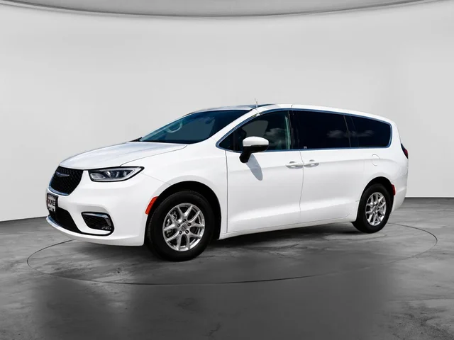 SEMINUEVOS CHRYSLER Pacifica a Estados en autogozo