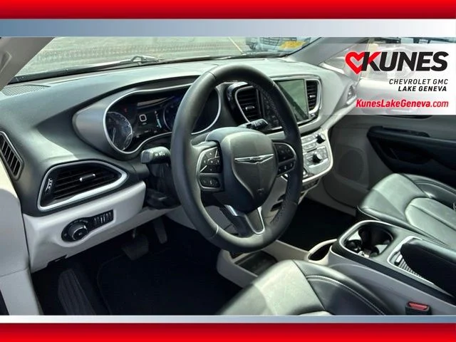 SEMINUEVOS CHRYSLER Pacifica a Estados en autogozo