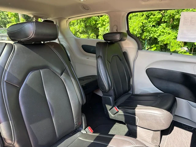 SEMINUEVOS CHRYSLER Pacifica a Estados en autogozo