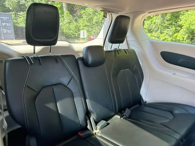 SEMINUEVOS CHRYSLER Pacifica a Estados en autogozo