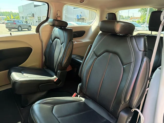 SEMINUEVOS CHRYSLER Pacifica a Estados en autogozo