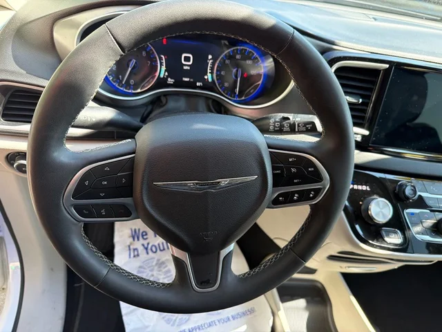 SEMINUEVOS CHRYSLER Pacifica a Estados en autogozo