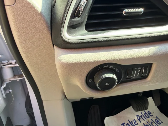 SEMINUEVOS CHRYSLER Pacifica a Estados en autogozo