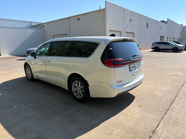 SEMINUEVOS CHRYSLER Pacifica a Estados en autogozo